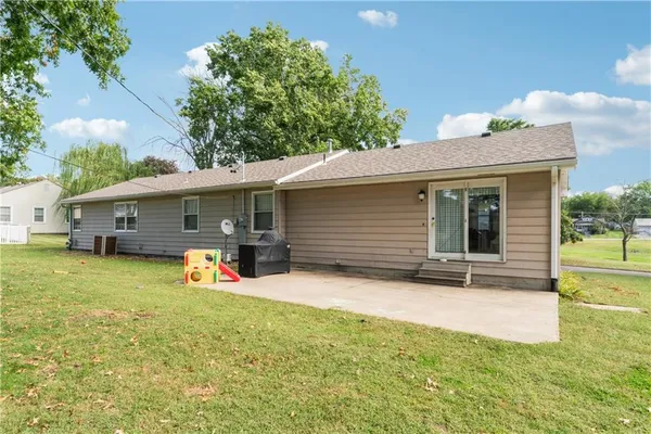 $199,000 | 1210 South Gordon Street, Concordia, MO 64020