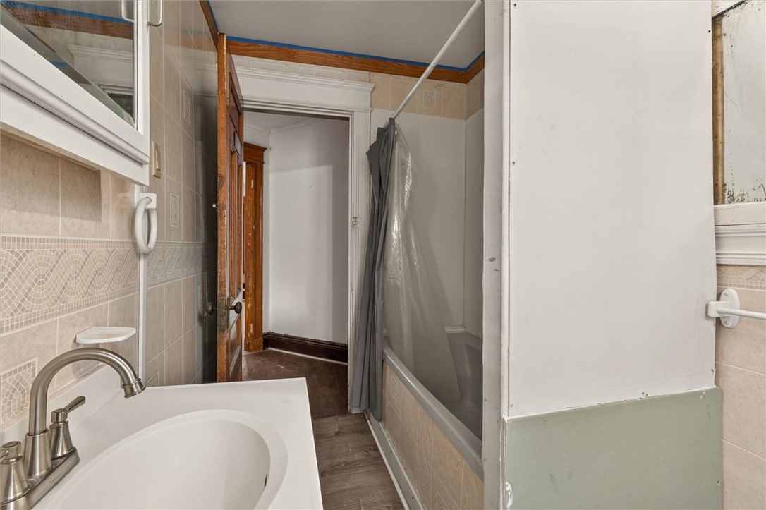 372 Hayward Avenue, Unit 370 Rochester, NY 14609 - Photo 12 of 14