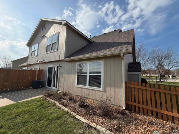 $339,000 | 2726 Coralberry Court, Lawrence, KS 66047