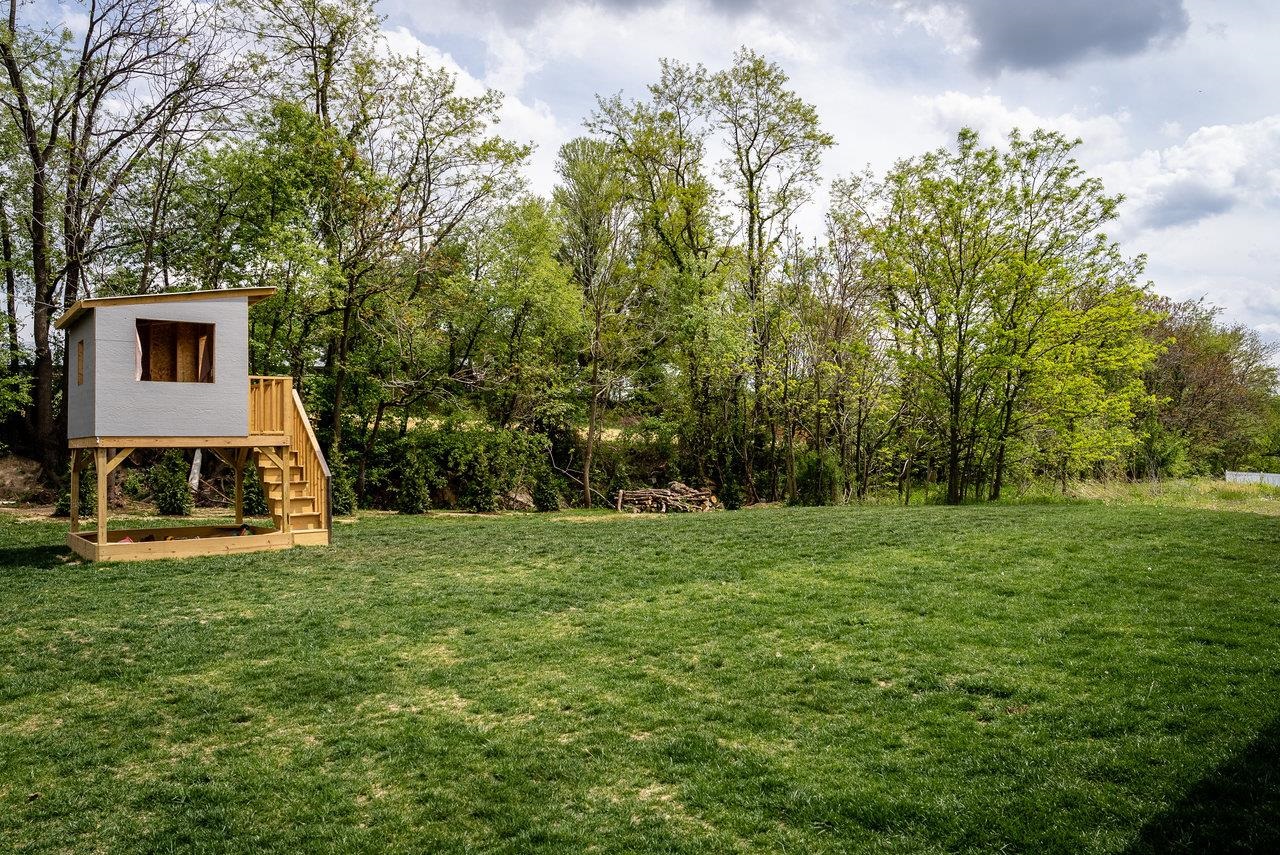 130 Millview Drive Bridgewater, VA 22812 - Photo 17 of 74 a view of a back yard