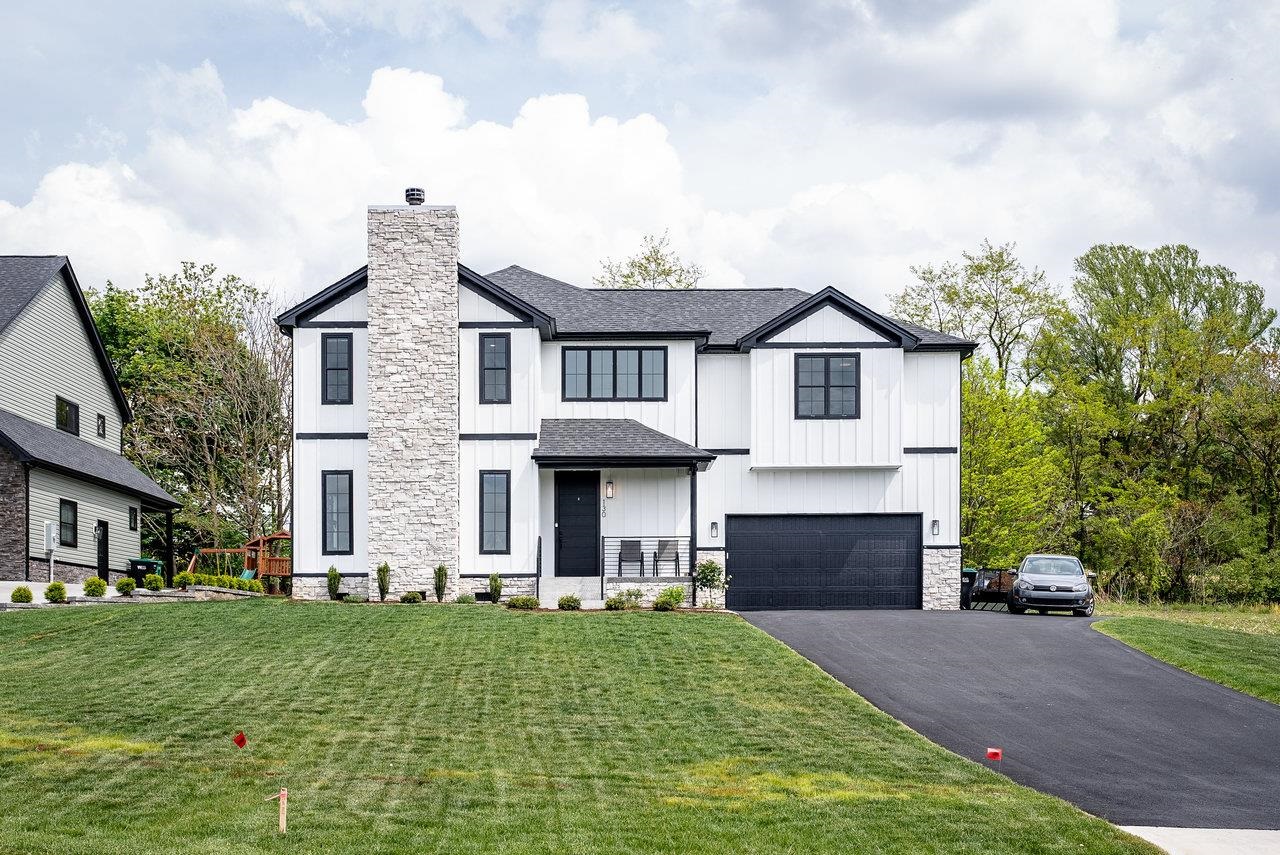 130 Millview Drive Bridgewater, VA 22812 - Photo 5 of 74 a front view of a house with a garden