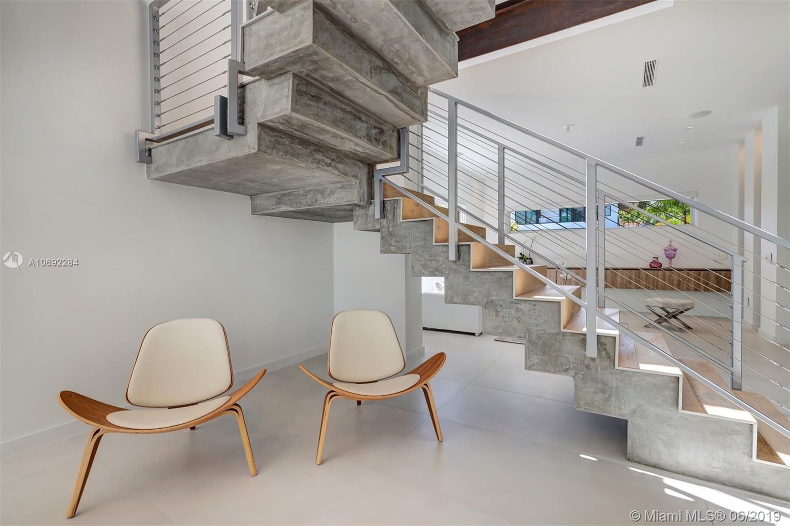 4061 Woodridge Road Miami, FL 33133 - Photo 16 of 27 Gallery Image 16