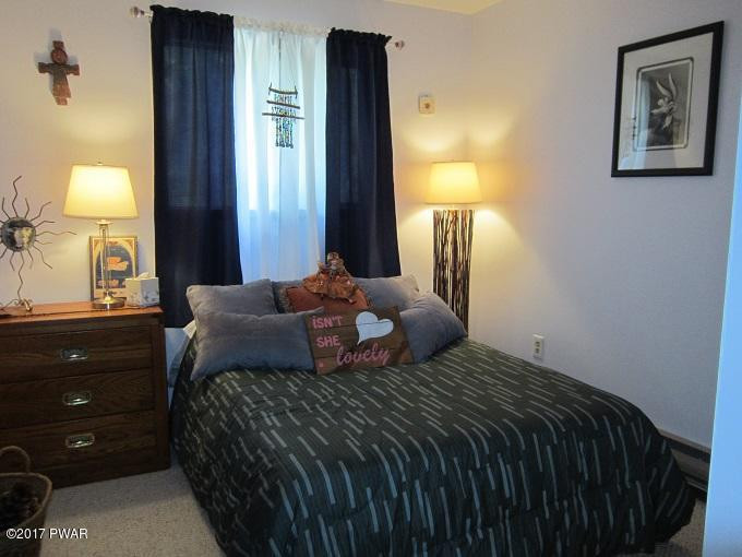195 Pebble Rock Road Lackawaxen, PA 18435 - Photo 29 of 47 28 bedroom 2 MG_5342