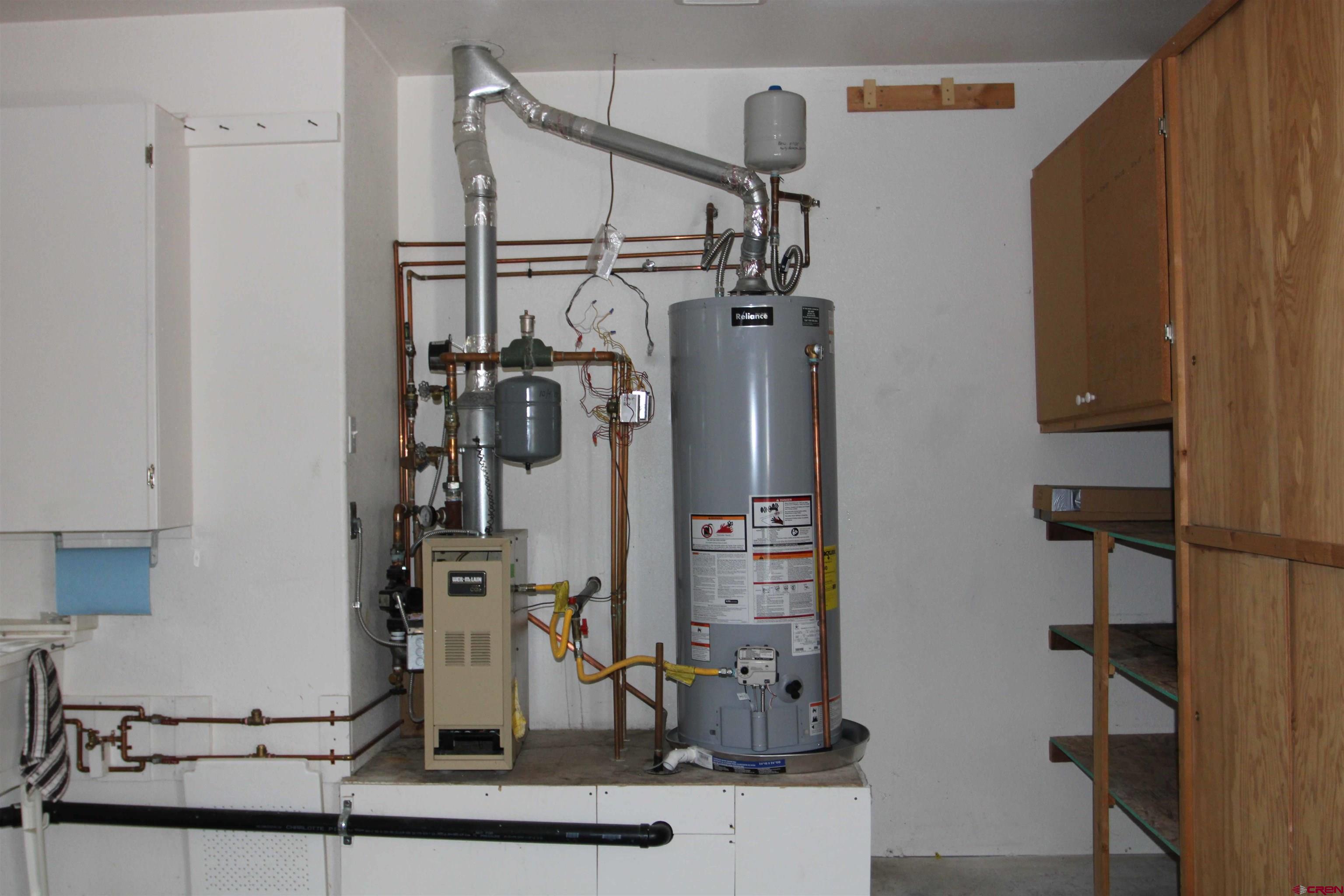 185-165 Northwest 11th Street Cedaredge, CO 81413 - Photo 21 of 34 a view of a living room