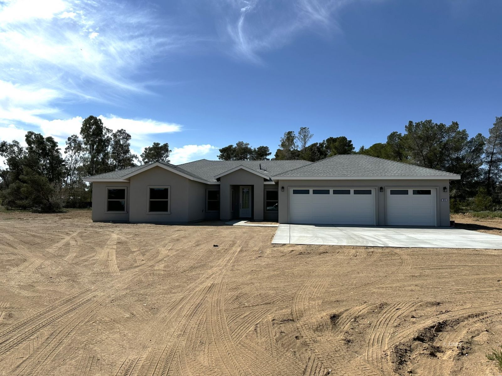 1615 Sydnor Avenue Ridgecrest, CA 93555 - Photo 2 of 39 Gallery Image 2