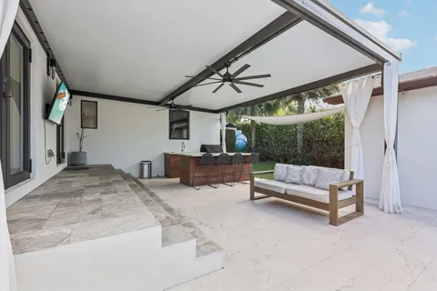$1,899,999 | 1660 Southwest 32nd Court, Miami, FL 33145