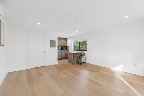 $1,899,999 | 1660 Southwest 32nd Court, Miami, FL 33145