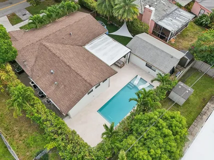 $1,899,999 | 1660 Southwest 32nd Court, Miami, FL 33145