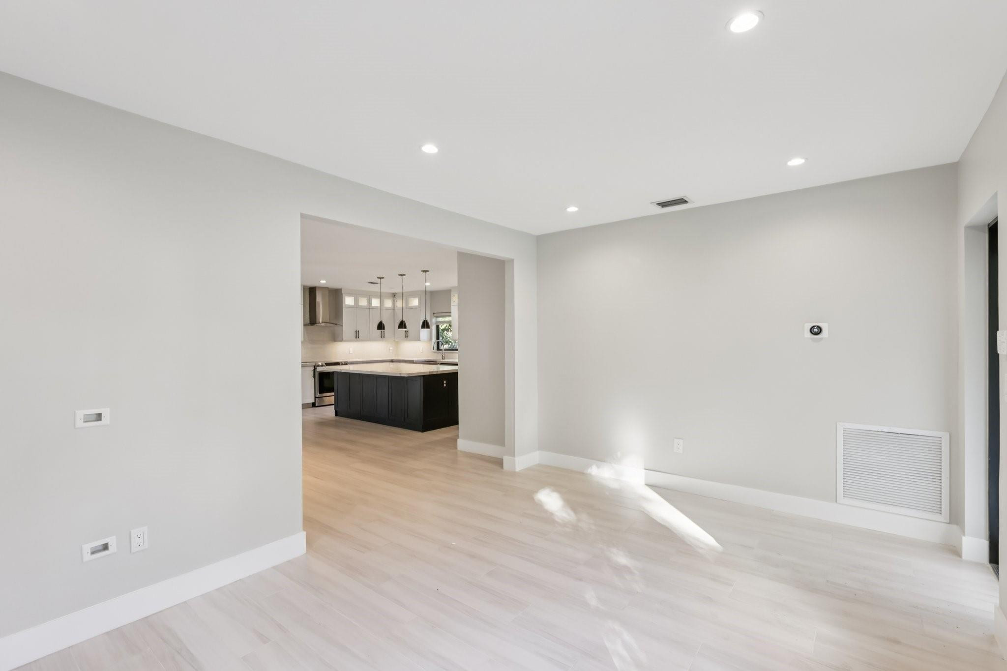 1660 Southwest 32nd Court Miami, FL 33145 - Photo 7 of 34 Entry Hallway