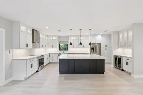 $1,899,999 | 1660 Southwest 32nd Court, Miami, FL 33145