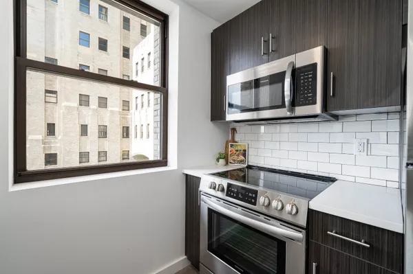 $2,750 | 201 Cornelison Avenue, Unit 301, Jersey City, NJ 07304