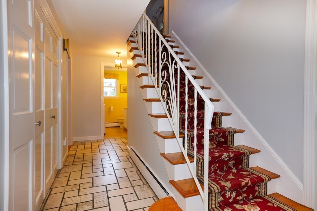 36 Hollywood Road Winchester, MA 01890 - Photo 21 of 29 Gallery Image 21