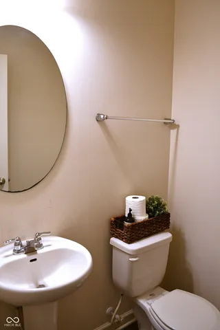 $365,000 | 1922 Lakecrest Drive, Columbus, IN 47201