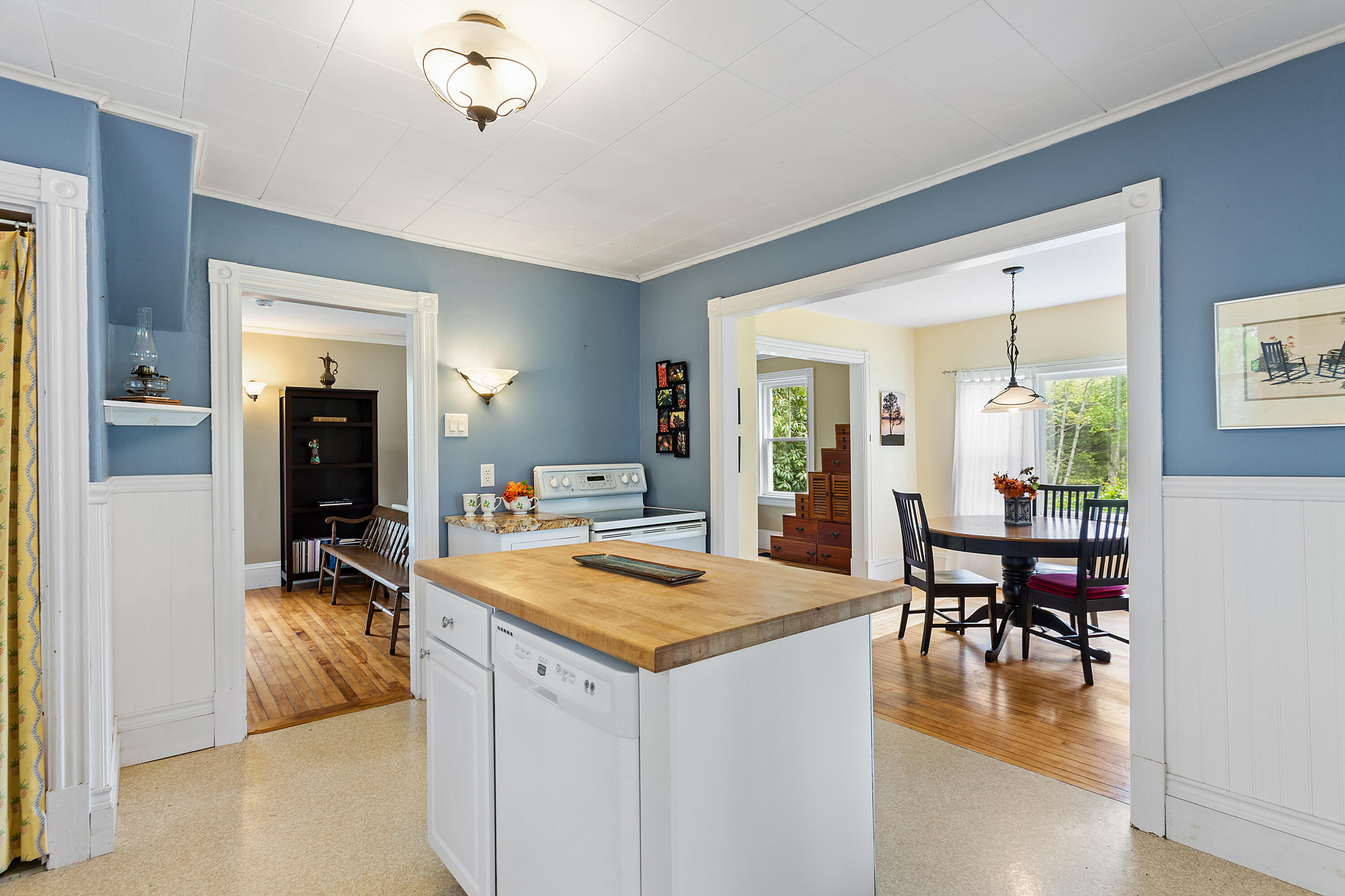 767 Ocean Point Road Boothbay, ME 04544 - Photo 8 of 35 19-767OceanPointRoad-Boothbay-KS