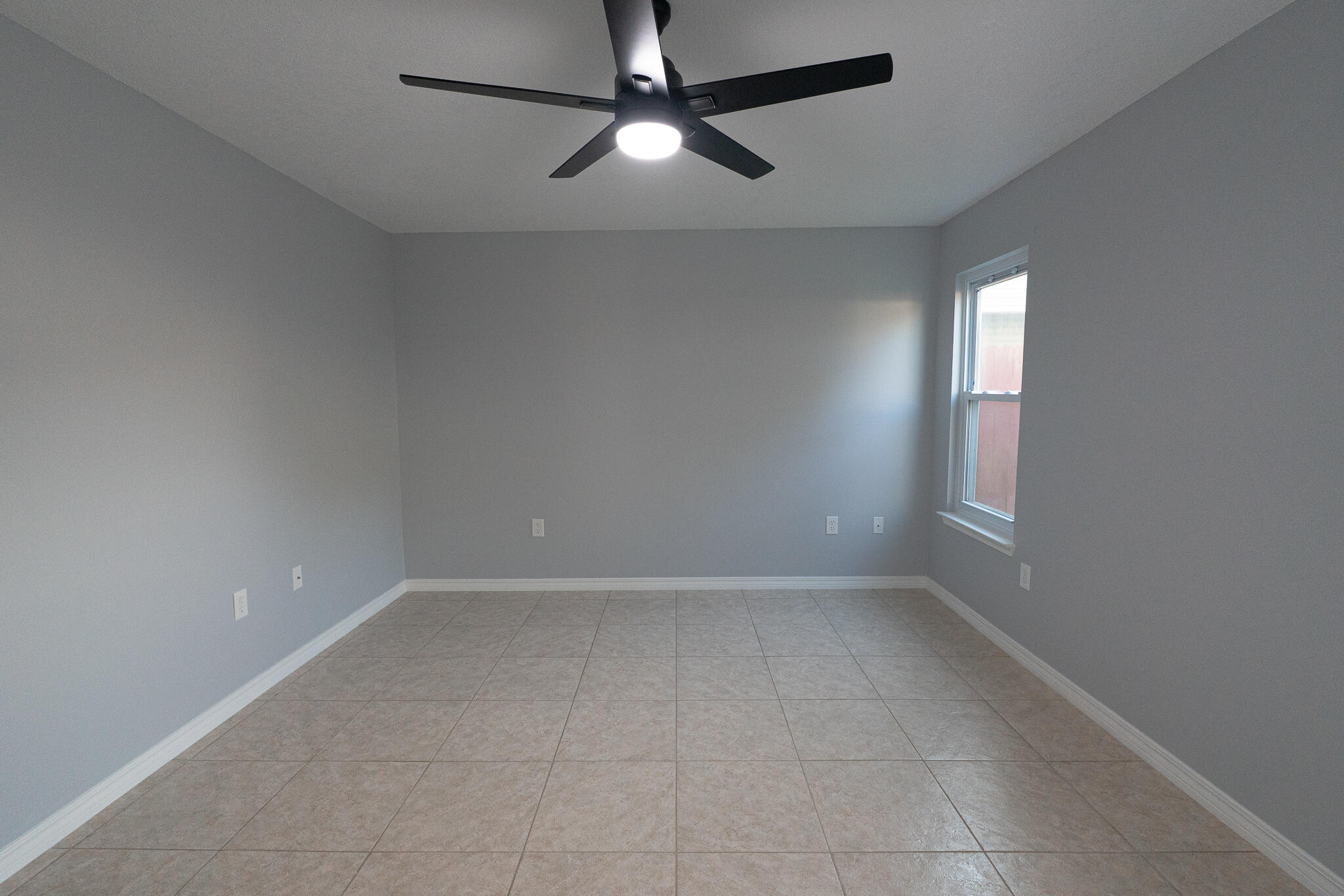452 Sandy Ridge Circle Mary Esther, FL 32569 - Photo 12 of 22 Eric_05212025-25