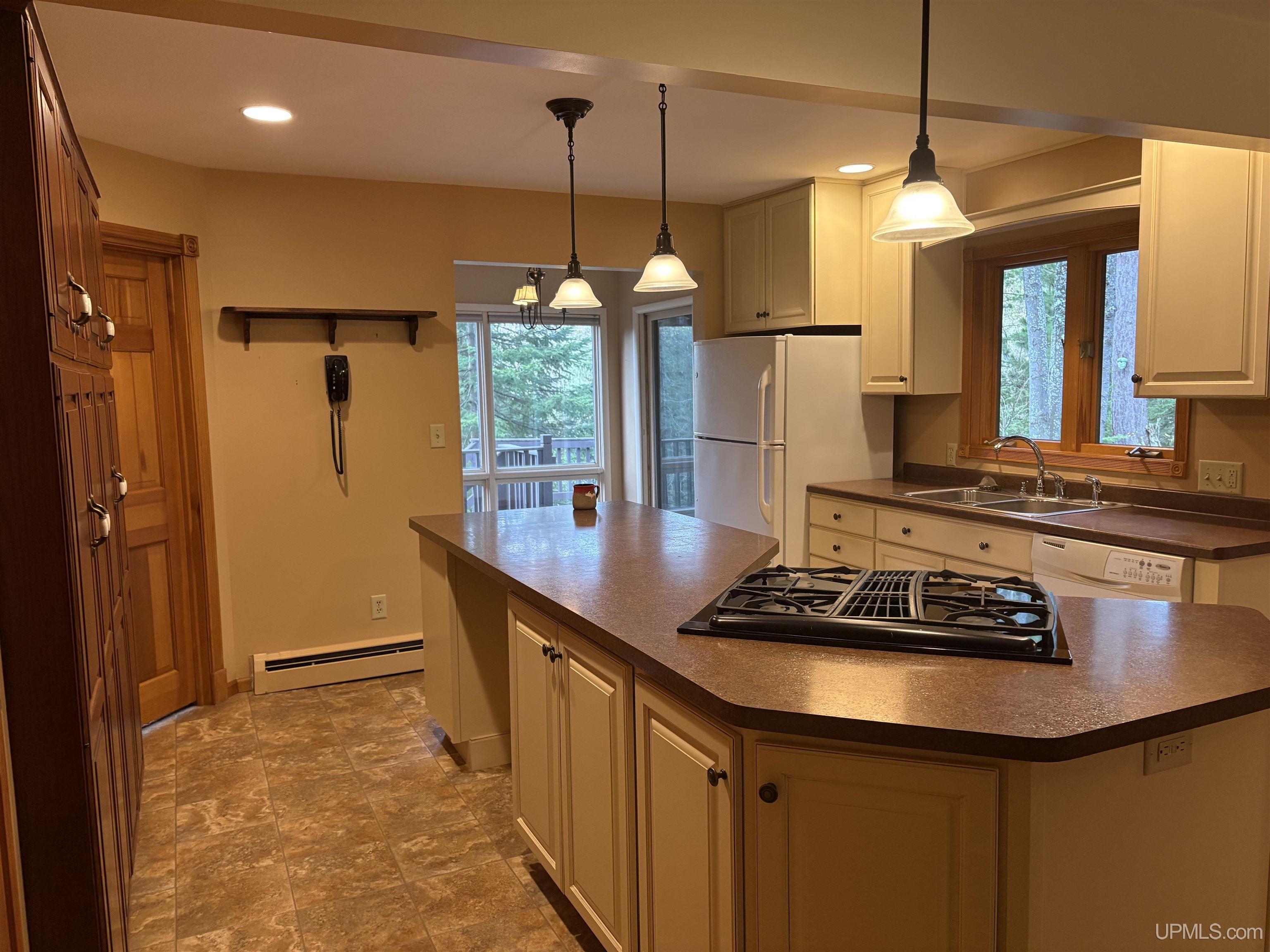 274 Riverside Road Marquette, MI 49855 - Photo 15 of 45 Gallery Image 15