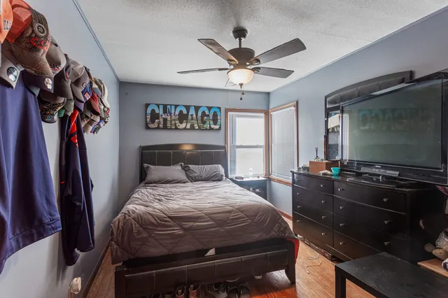 $145,000 | 300 East Warren Street, Le Roy, IL 61752