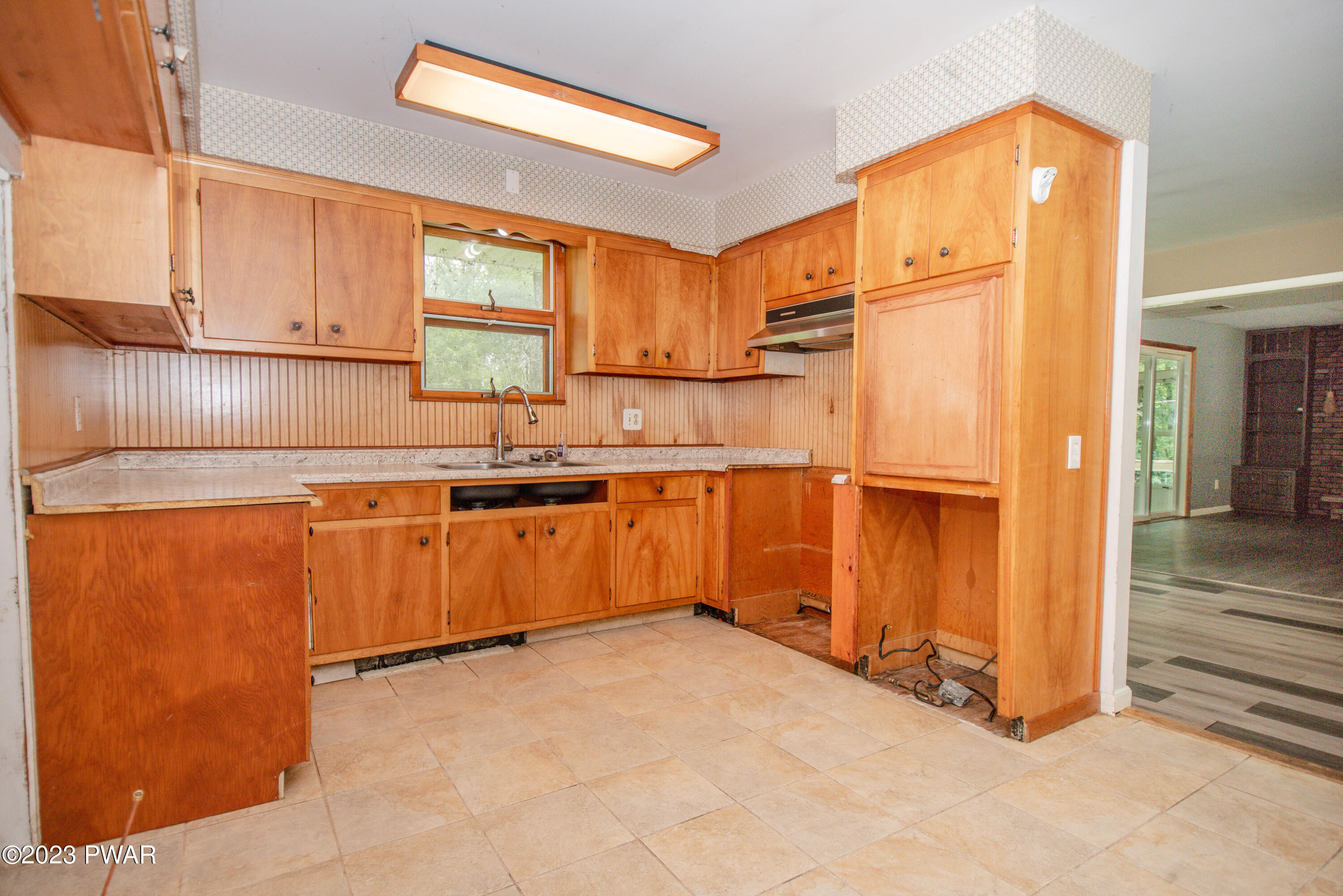 118 Ansley Road Paupack, PA 18451 - Photo 20 of 53