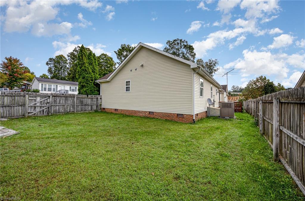 3624 Country Ridge Road Greensboro, NC 27405 - Photo 24 of 24 Gallery Image 24