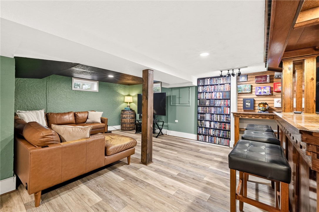 250 Harwick Road Irondequoit, NY 14609 - Photo 3 of 25 Gallery Image 3