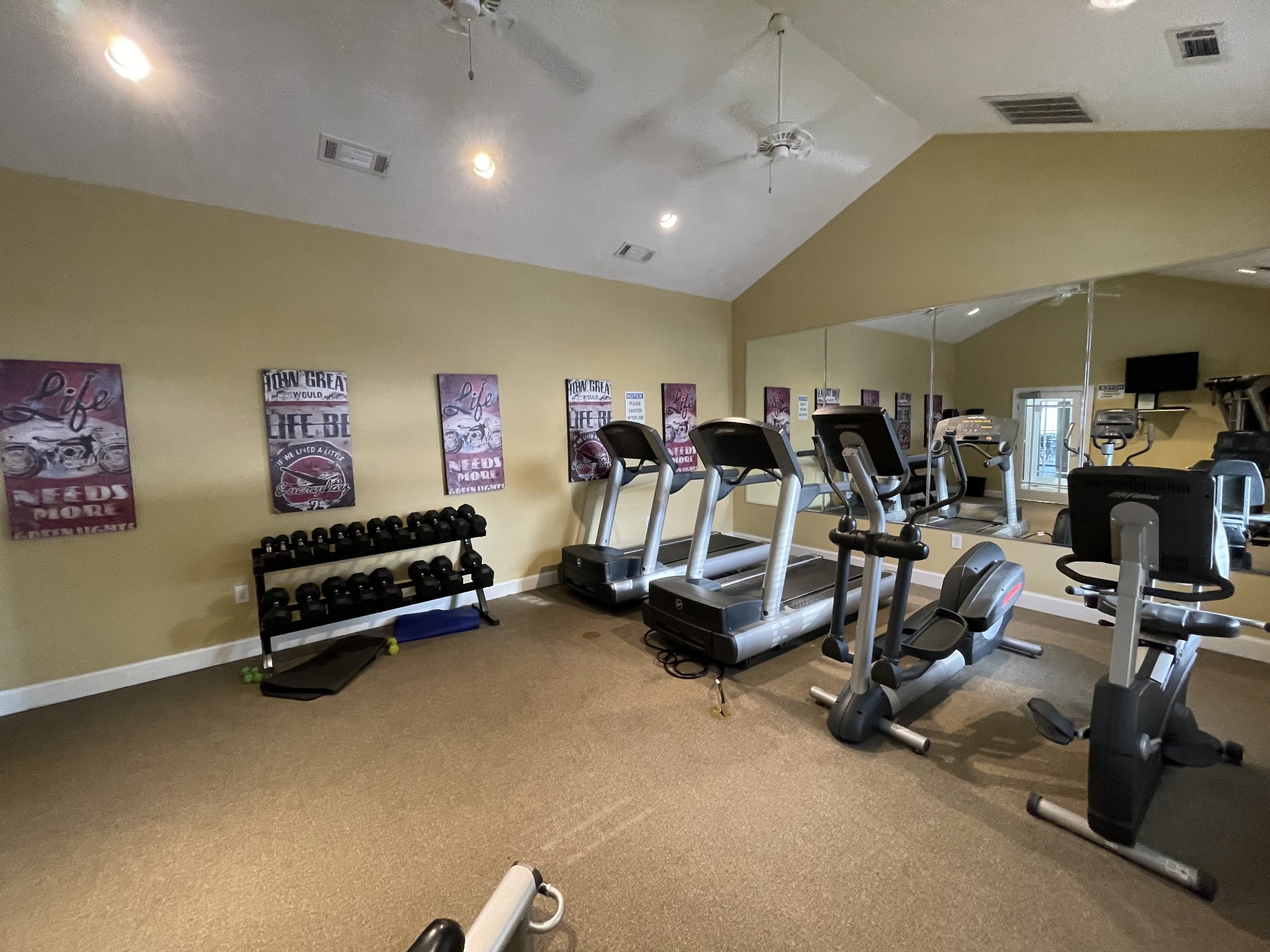 1040 Wells Way Spring Hill, TN 37174 - Photo 35 of 36 a room with gym equipment