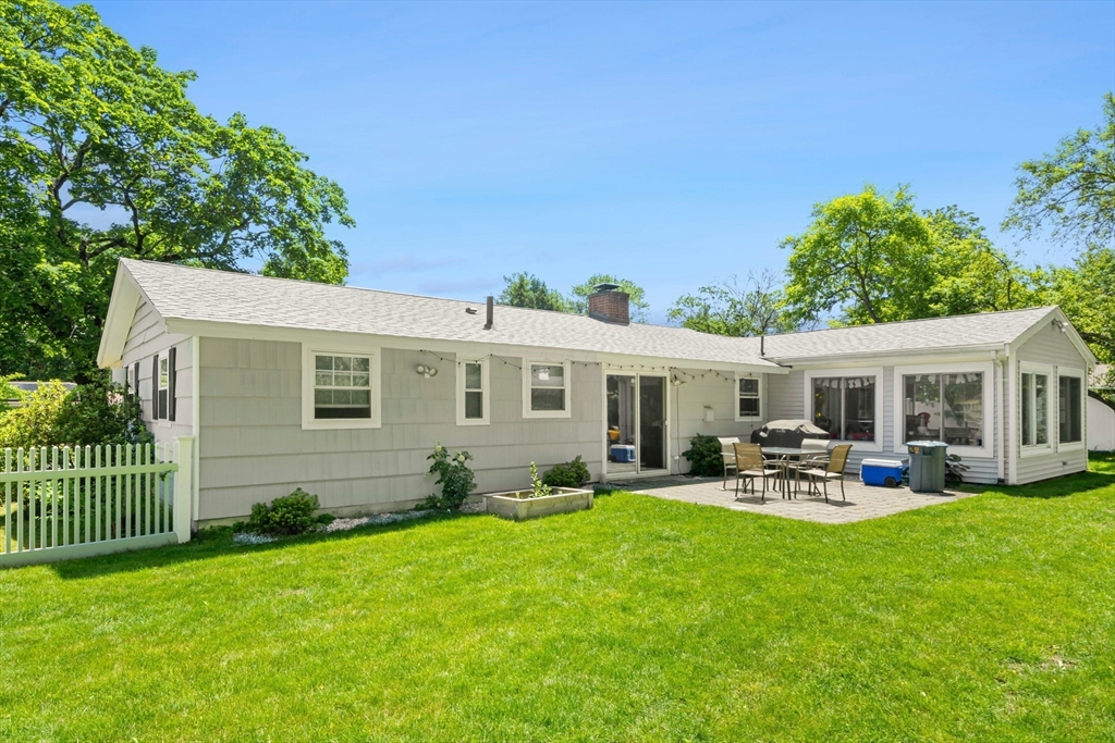 70 Donna Road Framingham, MA 01701 - Photo 27 of 33