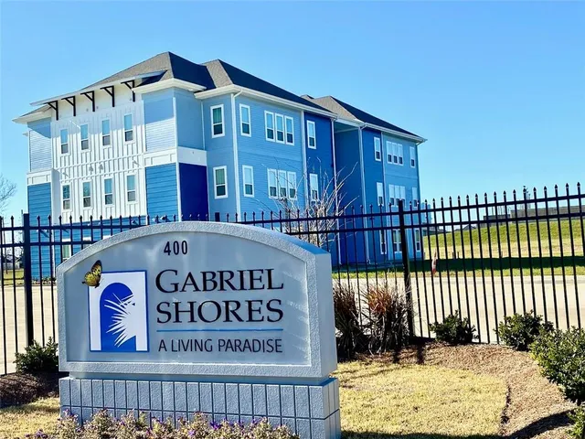 $1,900 | 400 Coconut Beach Road, Unit 101, Kenner, LA 70065