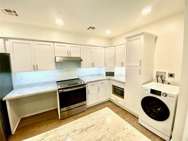 $1,900 | 400 Coconut Beach Road, Unit 101, Kenner, LA 70065