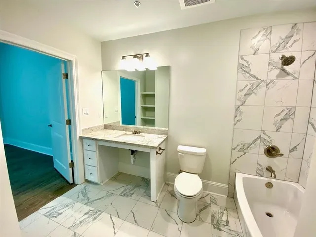 $1,900 | 400 Coconut Beach Road, Unit 101, Kenner, LA 70065