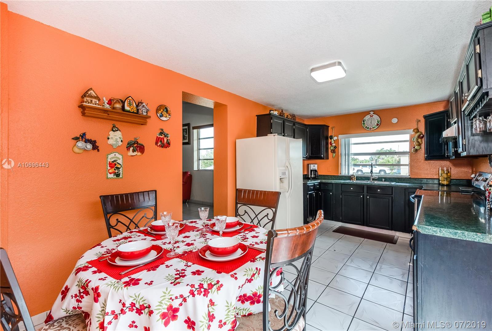 11501 Southwest 40th Terrace Miami, FL 33165 - Photo 12 of 31
