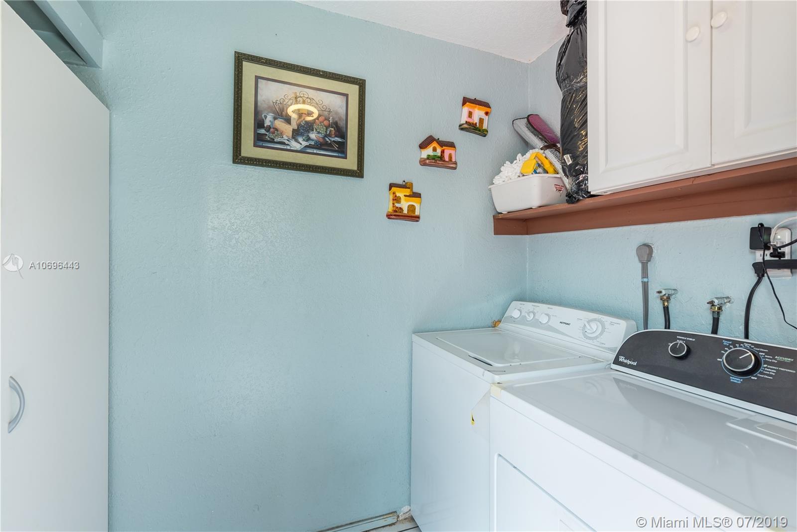 11501 Southwest 40th Terrace Miami, FL 33165 - Photo 16 of 31