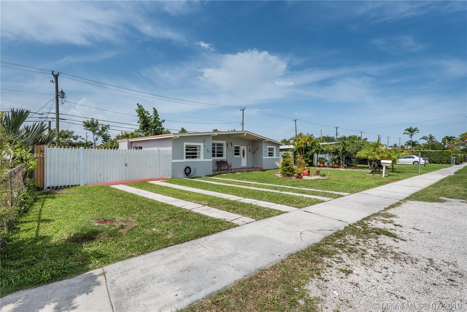 11501 Southwest 40th Terrace Miami, FL 33165 - Photo 7 of 31