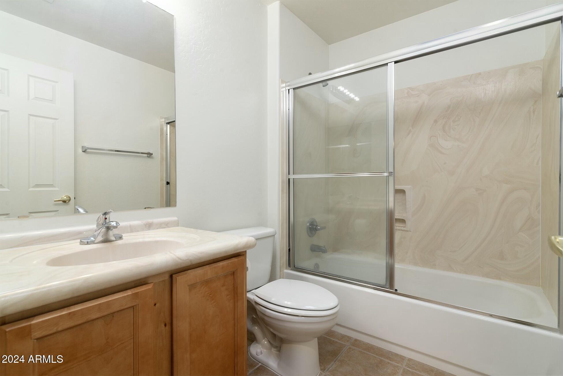 10169 East Dinosaur Ridge Road Gold Canyon, AZ 85118 - Photo 37 of 43 Guest bathroom