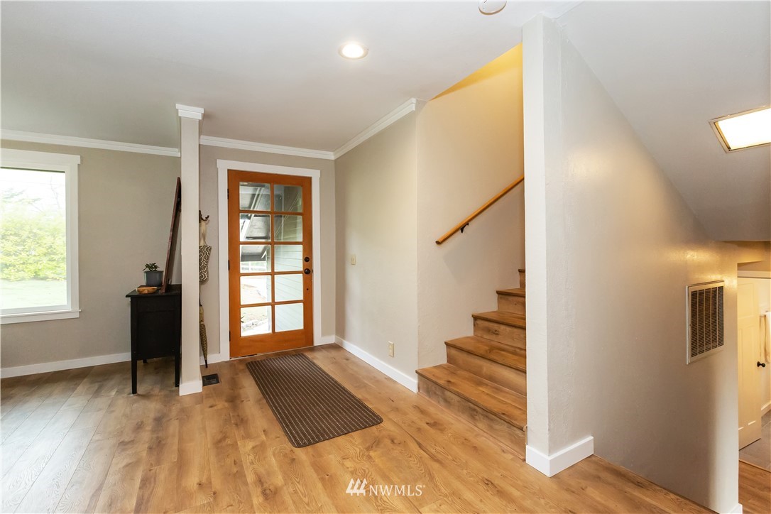 12381 Glenwood Road Southwest Port Orchard, WA 98367 - Photo 14 of 40 Gallery Image 14