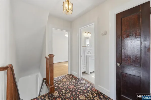 $5,200 | 54 Pomander Walk, Ridgewood, NJ 07450