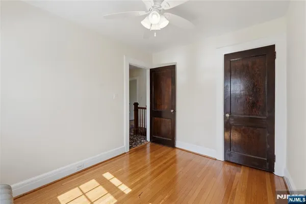 $5,200 | 54 Pomander Walk, Ridgewood, NJ 07450