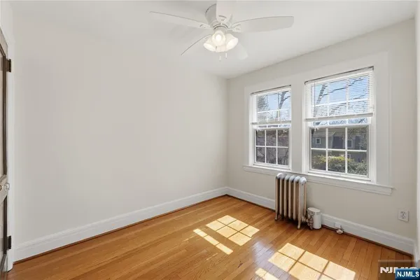 $5,200 | 54 Pomander Walk, Ridgewood, NJ 07450