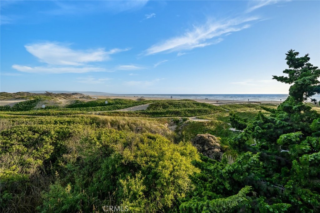 1839 Strand Way Oceano, CA 93445 - Photo 13 of 61