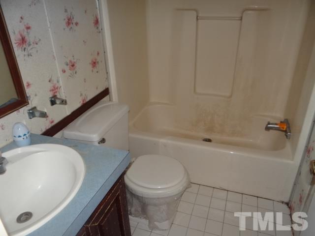 2574 Frazier Road Middlesex, NC 27557 - Photo 8 of 12