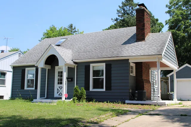 $179,900 | 1602 22nd Street, Rockford, IL 61108