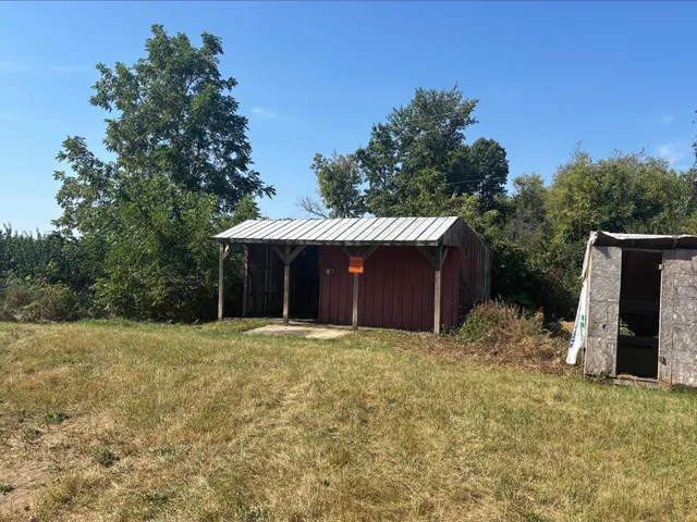 $94,900 | 12010 Gates Road, Cement City, MI 49233
