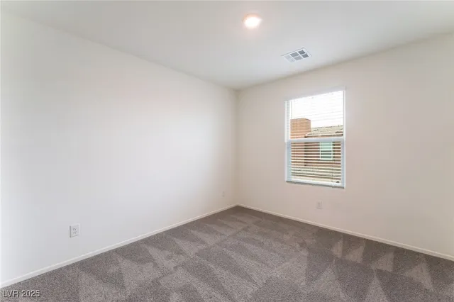 $1,800 | 6116 Aster Gdn Street, North Las Vegas, NV 89081