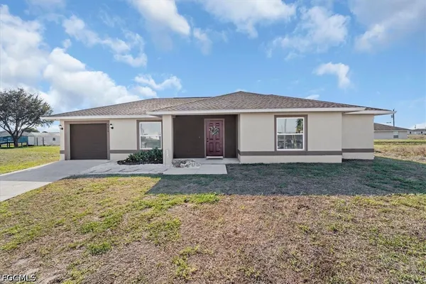 $265,999 | 9016 Meadow Circle, LaBelle, FL 33935