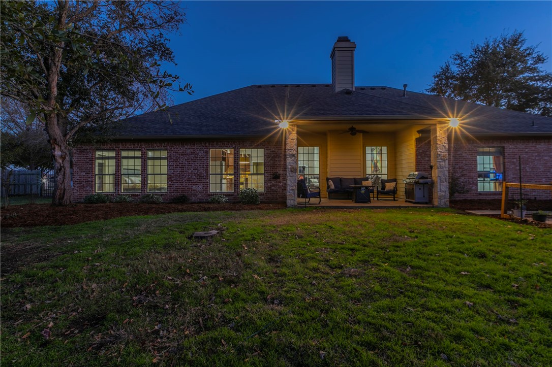 1031 Briar Glen Circle McGregor, TX 76657 - Photo 41 of 41 a front view of a house with a yard