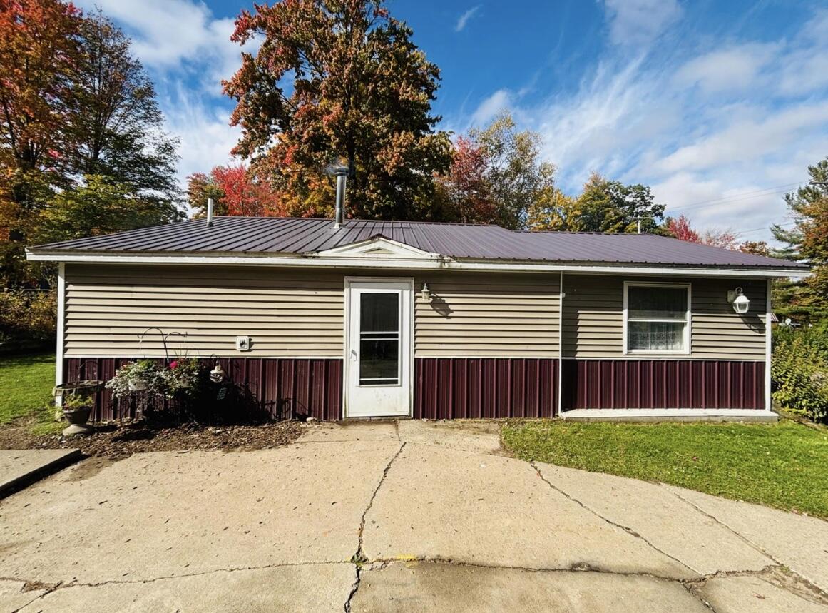 23390 Bluegill Road Sears, MI 49679 - Photo 3 of 38 F0DA2AF4-2960-4CBF-942B-5D580DCFAF80