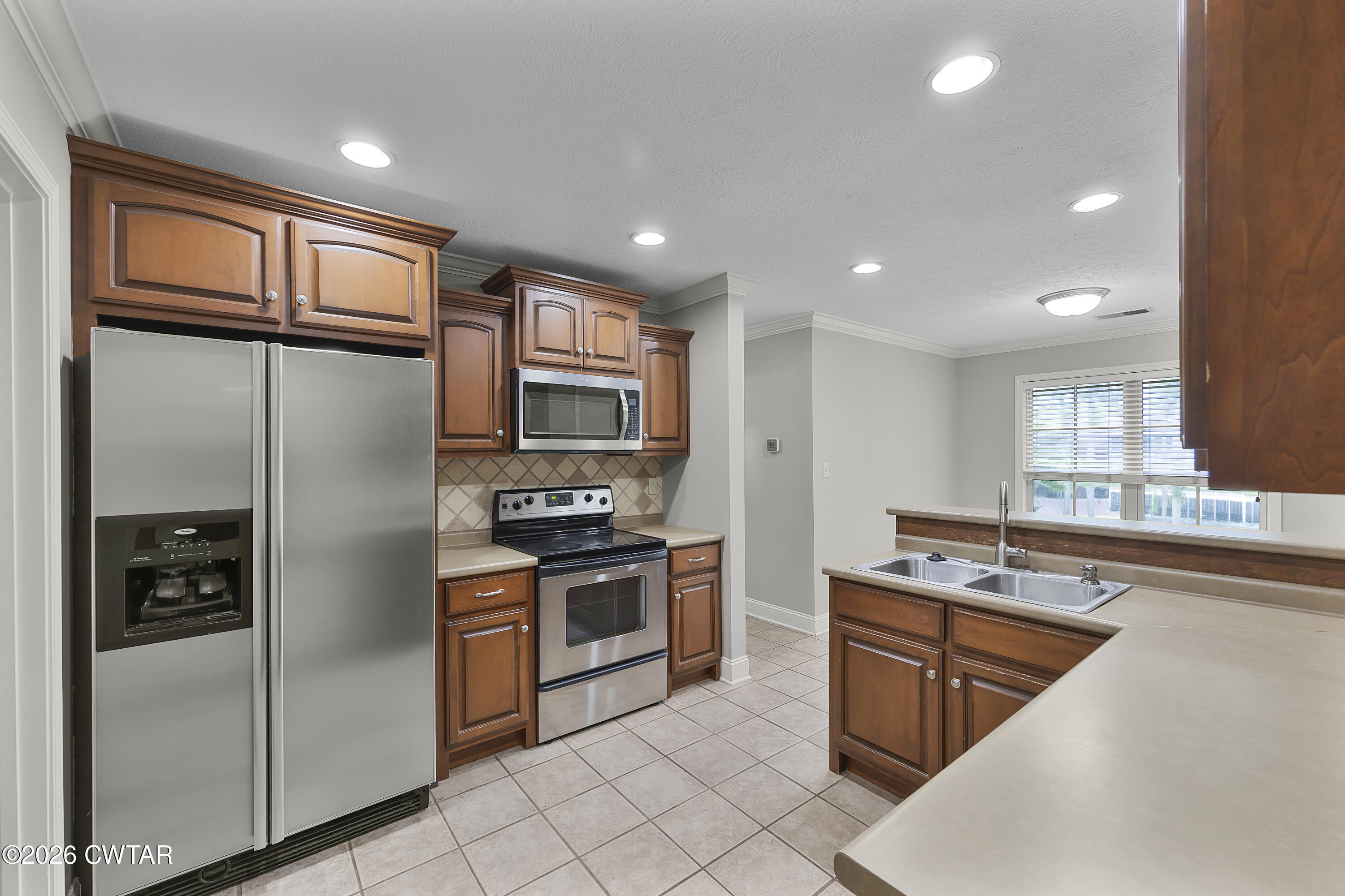 52 Edgewater Cove Jackson, TN 38305 - Photo 19 of 33 Kitchen