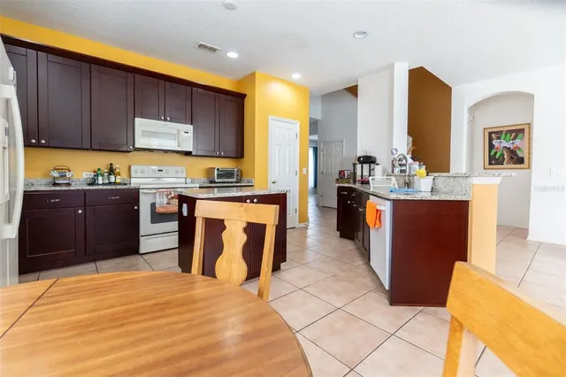 $469,900 | 7908 Bear Claw Run, Orlando, FL 32825