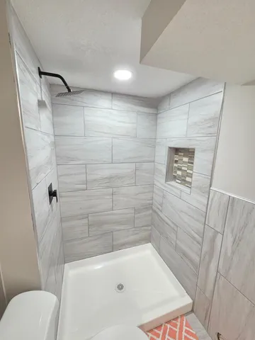 $665,000 | 12209 Woodbine Road, Hopkins, MN 55305