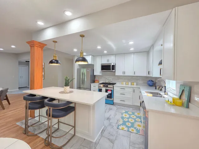 $665,000 | 12209 Woodbine Road, Hopkins, MN 55305