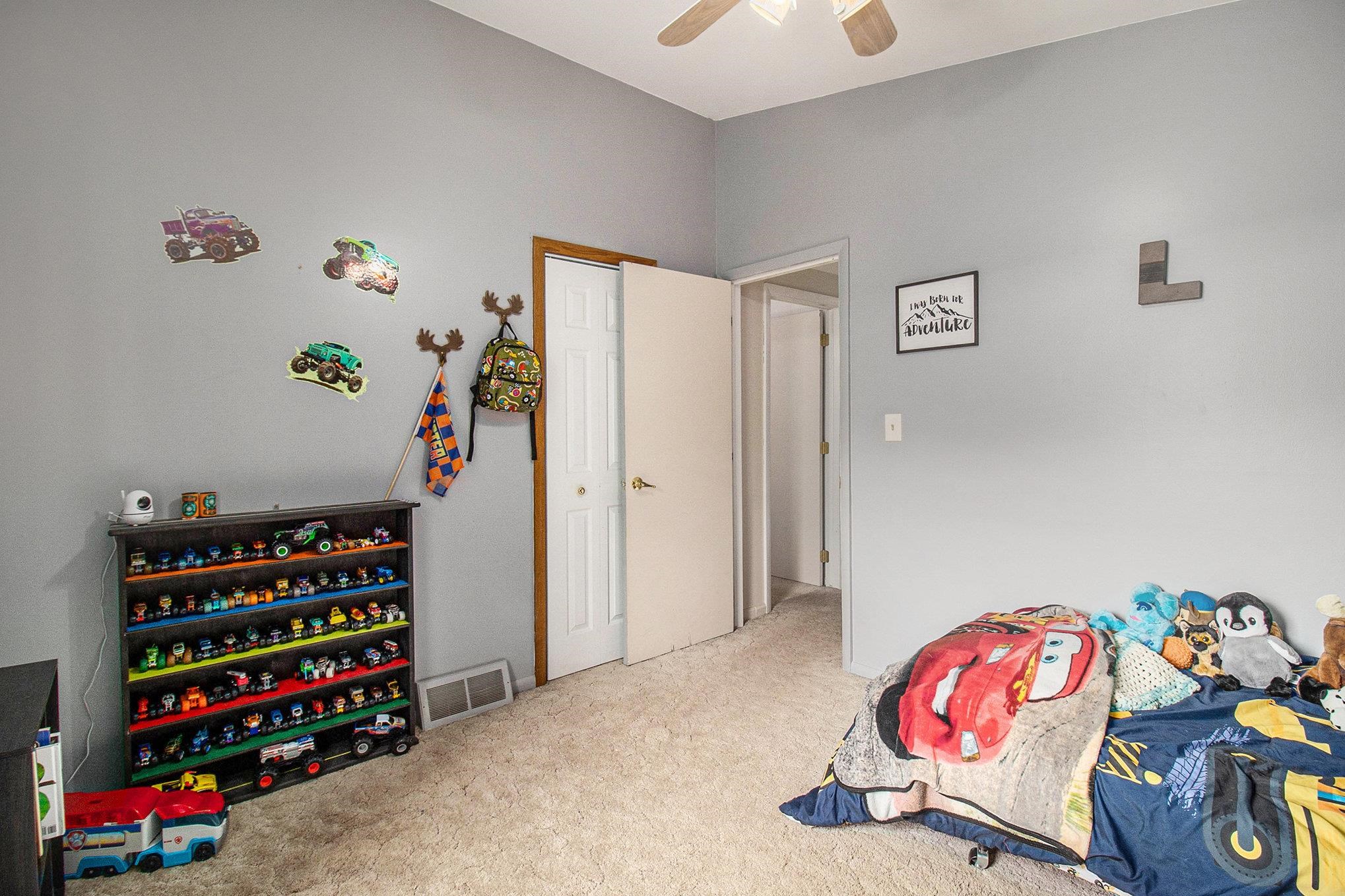 1317 Tubbs Road Manistee, MI 49660 - Photo 12 of 30 1934993-be4113bb-6c10-4ebd-a6da-0583e0cafd19.JPG